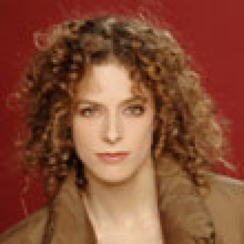 TANIA PEREZ-SALAS… “LA DANZA ES EL ESPACIO DONDE ME SIENTO VINCULADA CON EL MUNDO”